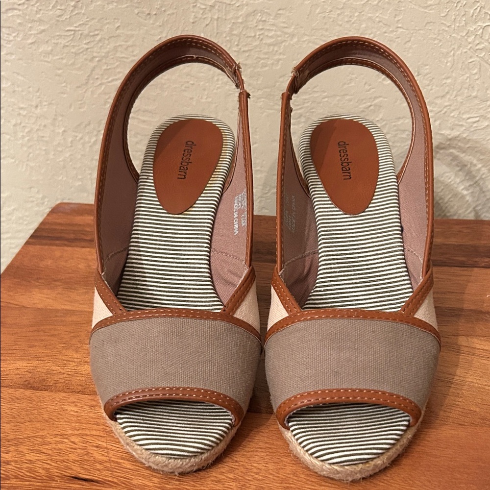 dressbarn Taupe & Brown Striped Insole Wedge Sandals